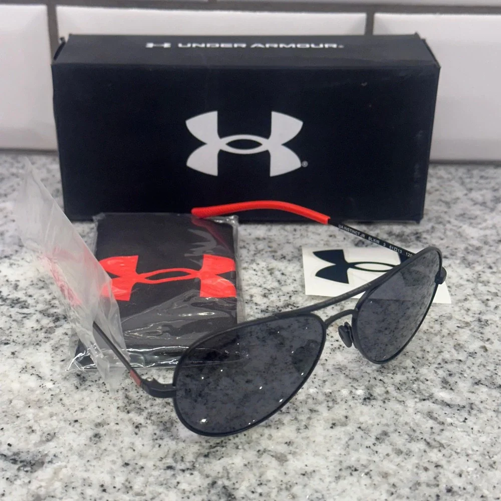 Under Armour XS/S Instinct JR Sunglasses Kids Black New Aviator 1374577